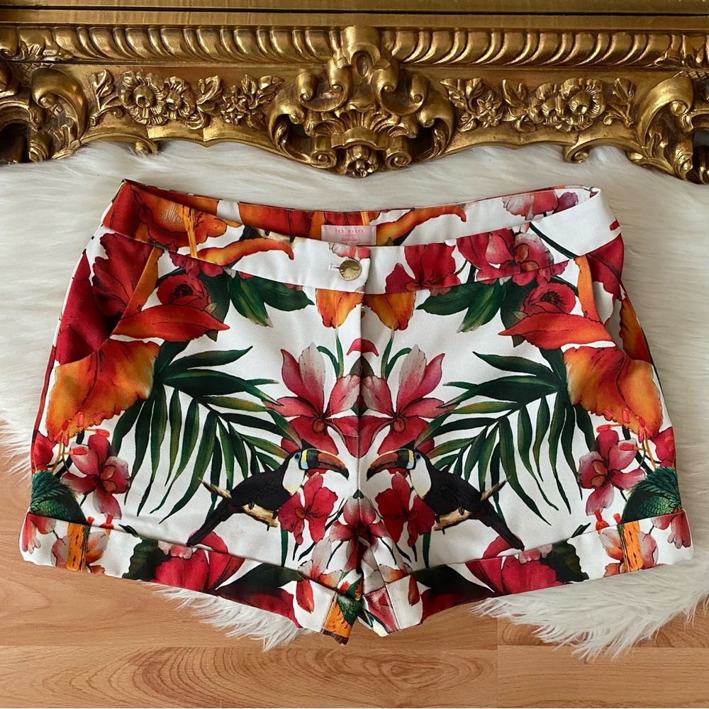 Ted Baker London Quellia Tucson Tropical Shorts - Picture 3 of 14